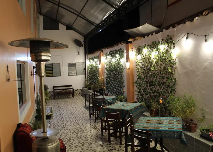 ゲストハウス Kaaro House