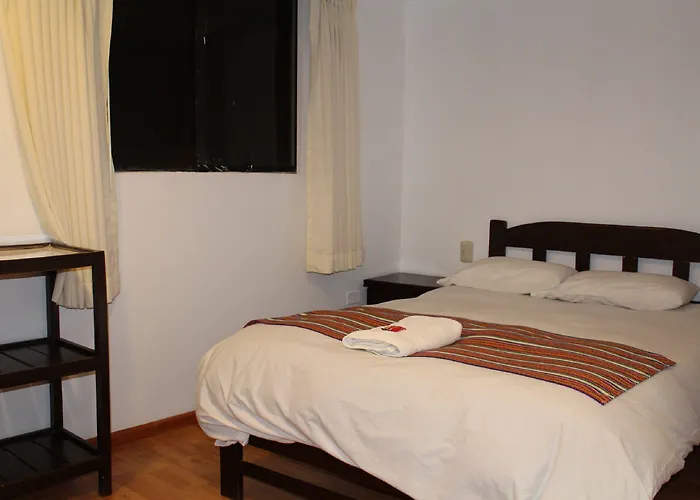 Kaaro House 3*